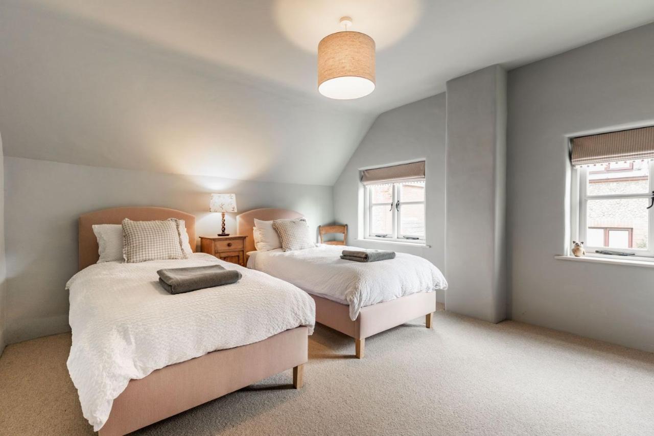 Host & Stay - White End Salthouse Exteriér fotografie